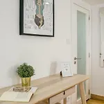 Alfama Chic Castelo Picao Апартаменты Лиссабон